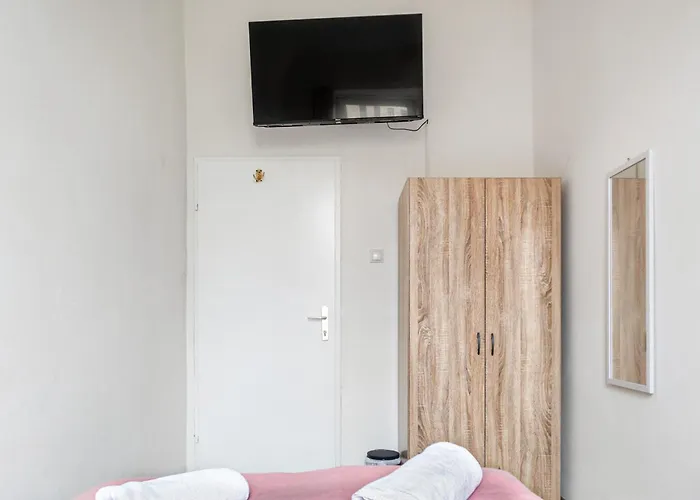 Appartement Cozy Budget Friendly Near Danube & 15 Mins To Center *