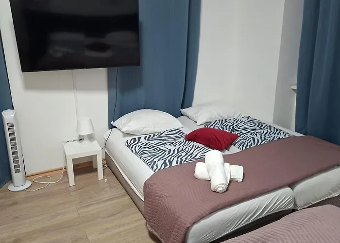 Cozy Budget Friendly Near Danube & 15 Mins To Center Wien