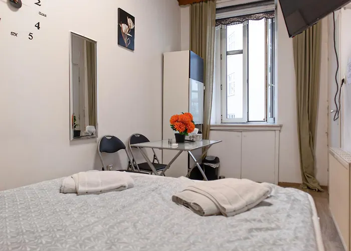 Cozy Budget Friendly Near Danube & 15 Mins To Center * Βιέννη