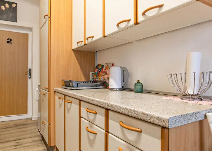 Cozy Budget Friendly Near Danube & 15 Mins To Center Διαμέρισμα *