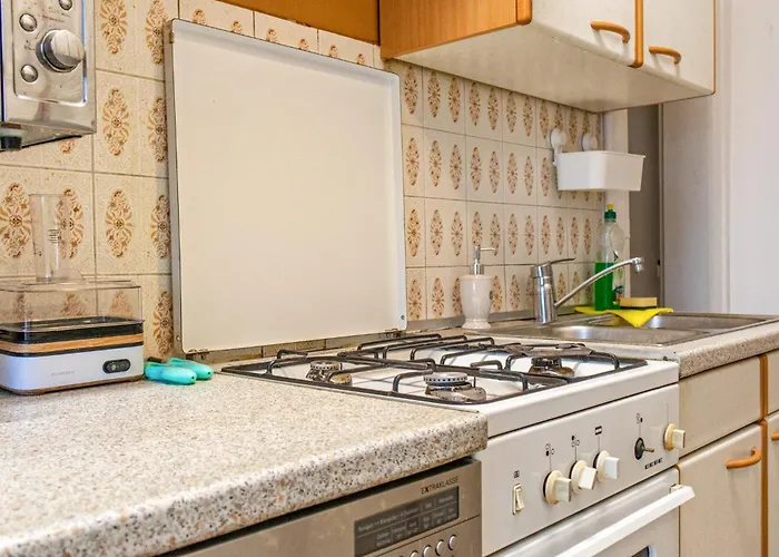 Διαμέρισμα Cozy Budget Friendly Near Danube & 15 Mins To Center